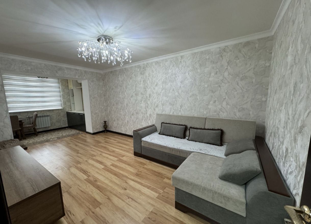 Бий Буз-1 Стат управление. 3/4/4. 74м²  77 серия