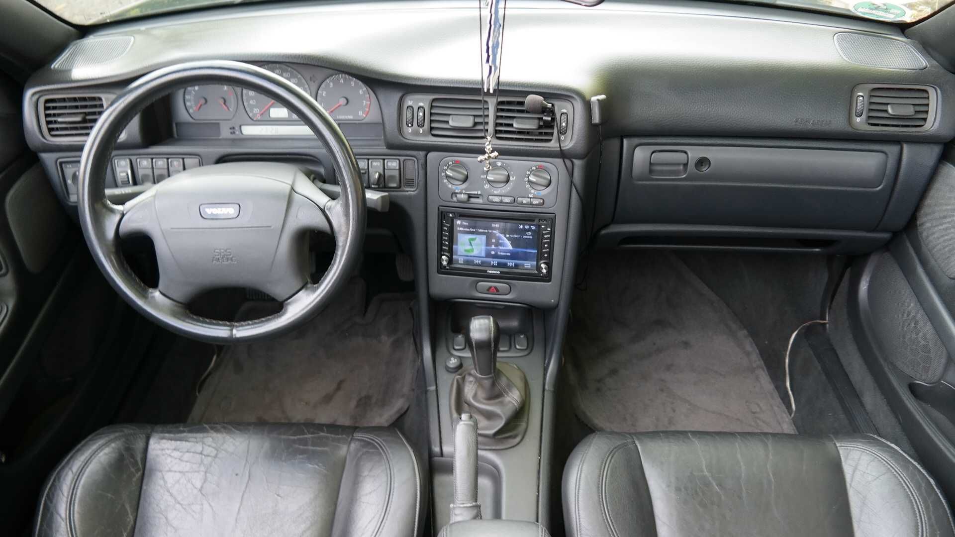 Volvo C70 Cabrio - an 2002, 2.0  (Benzina)