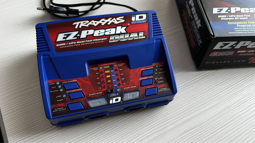 Incarcator baterii Traxxas