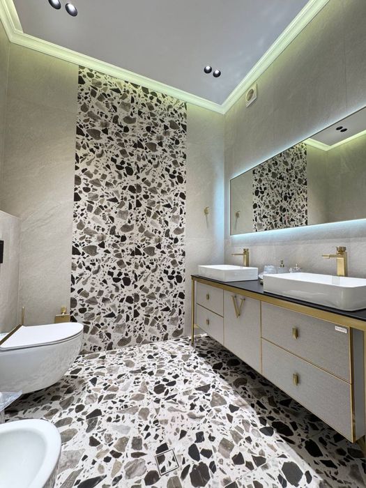 Продается Шикарный дом 7 соток с новым ремонтом ор.р Центр Луначарский