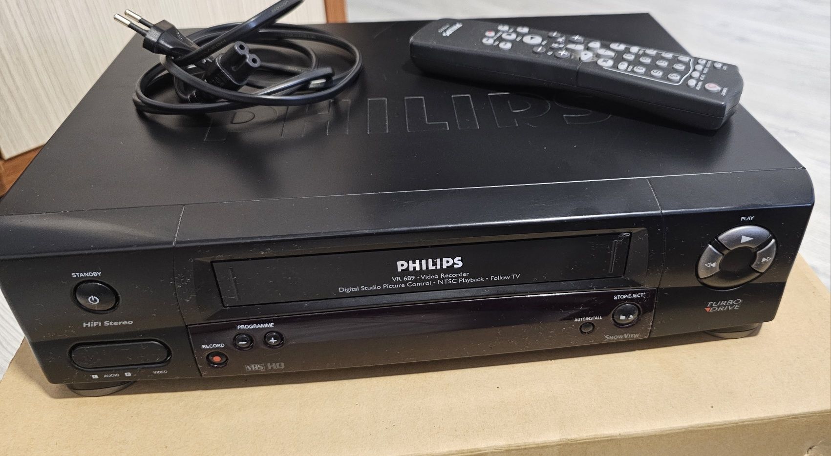 Videorecorder Philips VR689 + telecomanda