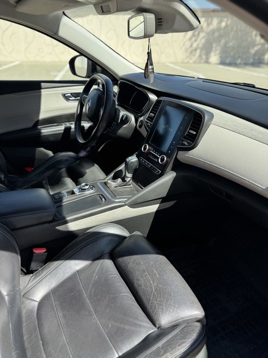 Renault Talisman Initiale Paris