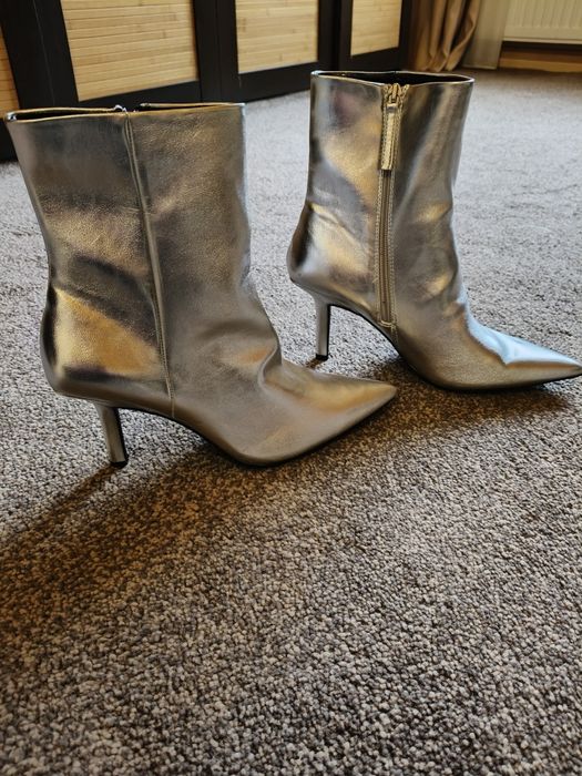 Botine piele ecologica Reserved