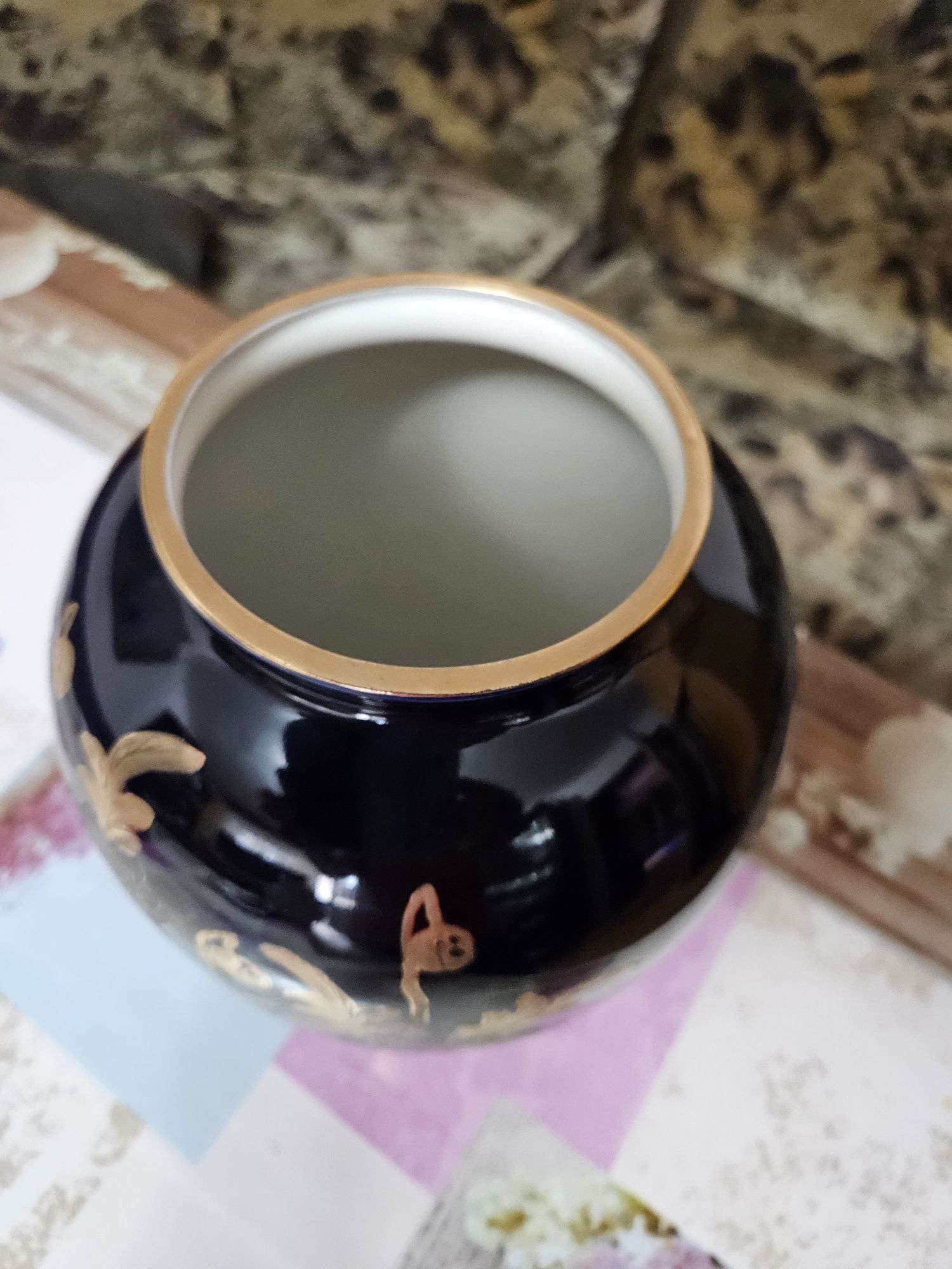 Vaza veche anii 80 ceramica curtea de arges 30 cm