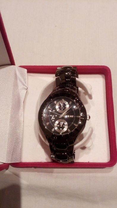 Ceas Q&Q Negru elegant si frumos!