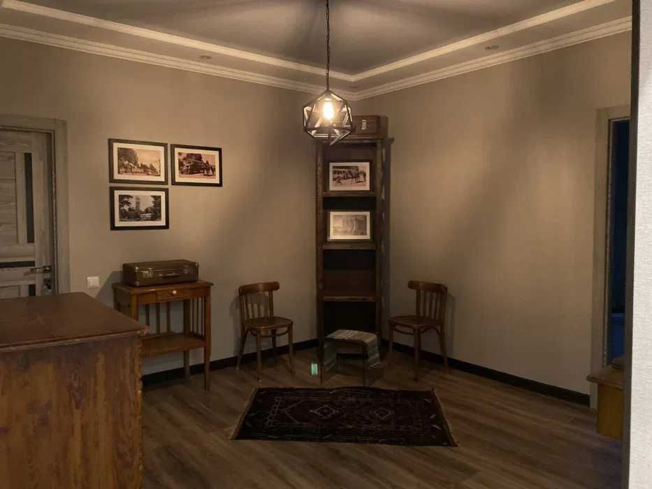 Айбек / метро Ойбек | 3-комн. 3 из 9 | 125 м2 [M:0247]