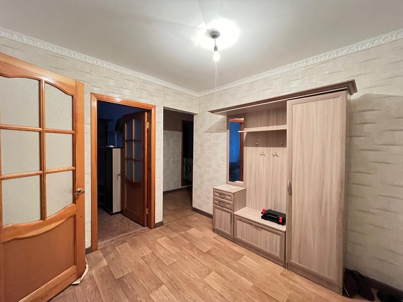Продам 4х комнатную квартиру на 19 мкр