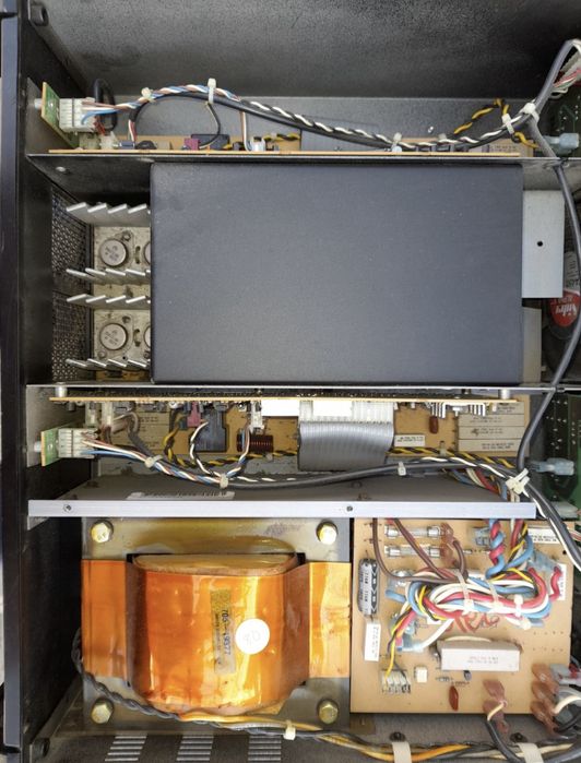 Peavey CS800 X amplificator