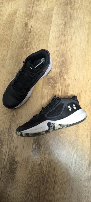 Under Armour 44.