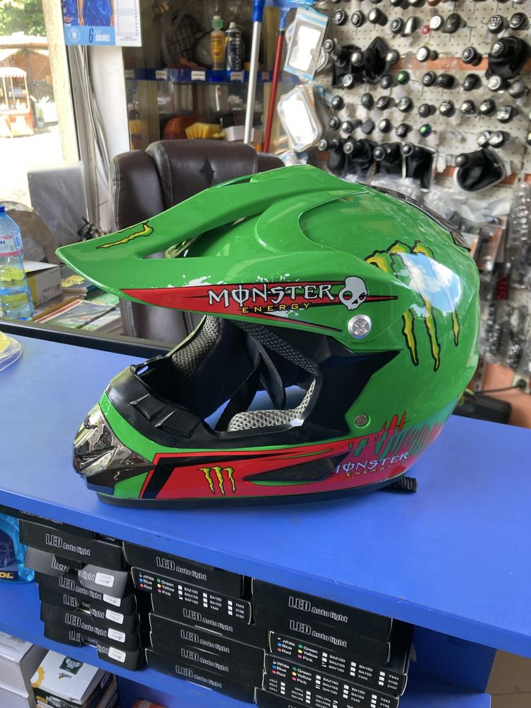 Нова кросова каска Monster S 55-56 / Каска крос С
