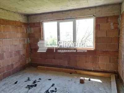 Продавам къща с цена на апартамент в София