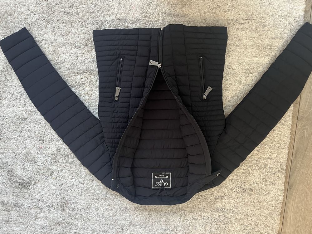 Оригинално Яке Guess