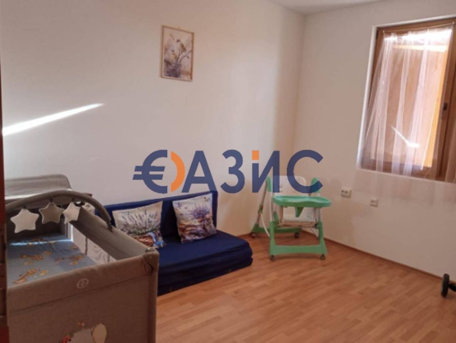 Продава се Тристаен апартамент в с. Кошарица, Област Бургас - 93 кв.м за 1237 €/кв.м - Снимка #3