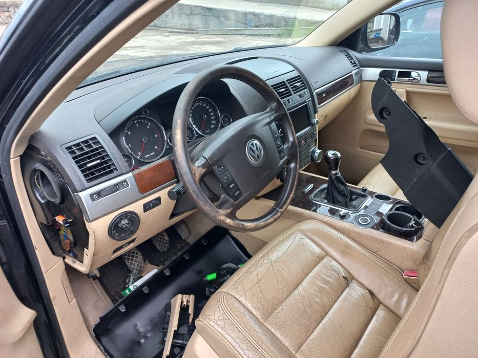 VW TAUREG R5 на части