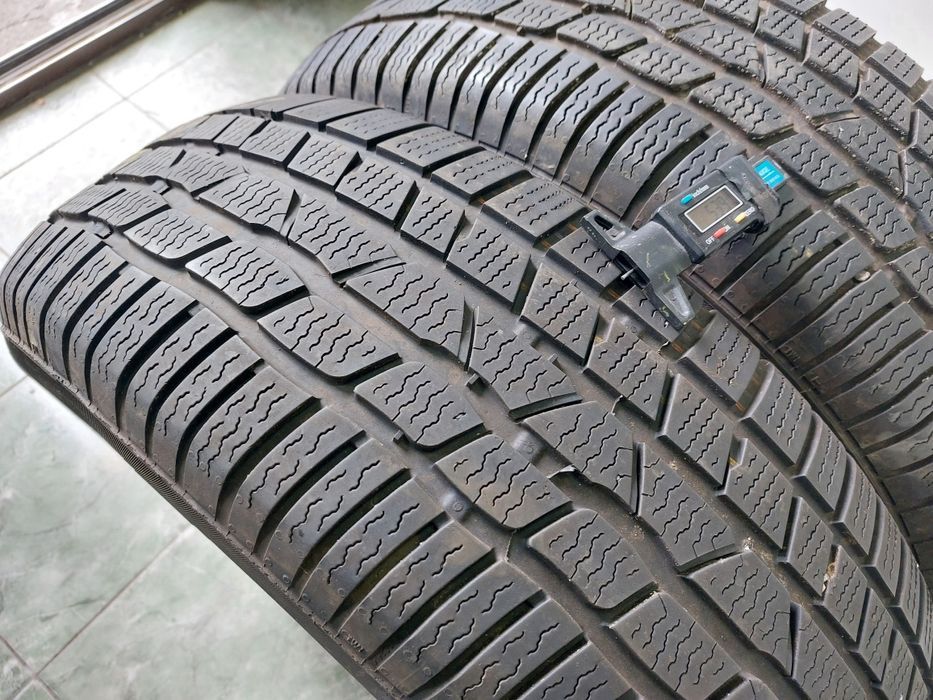 2 anvelope 225/60 R18 Continental