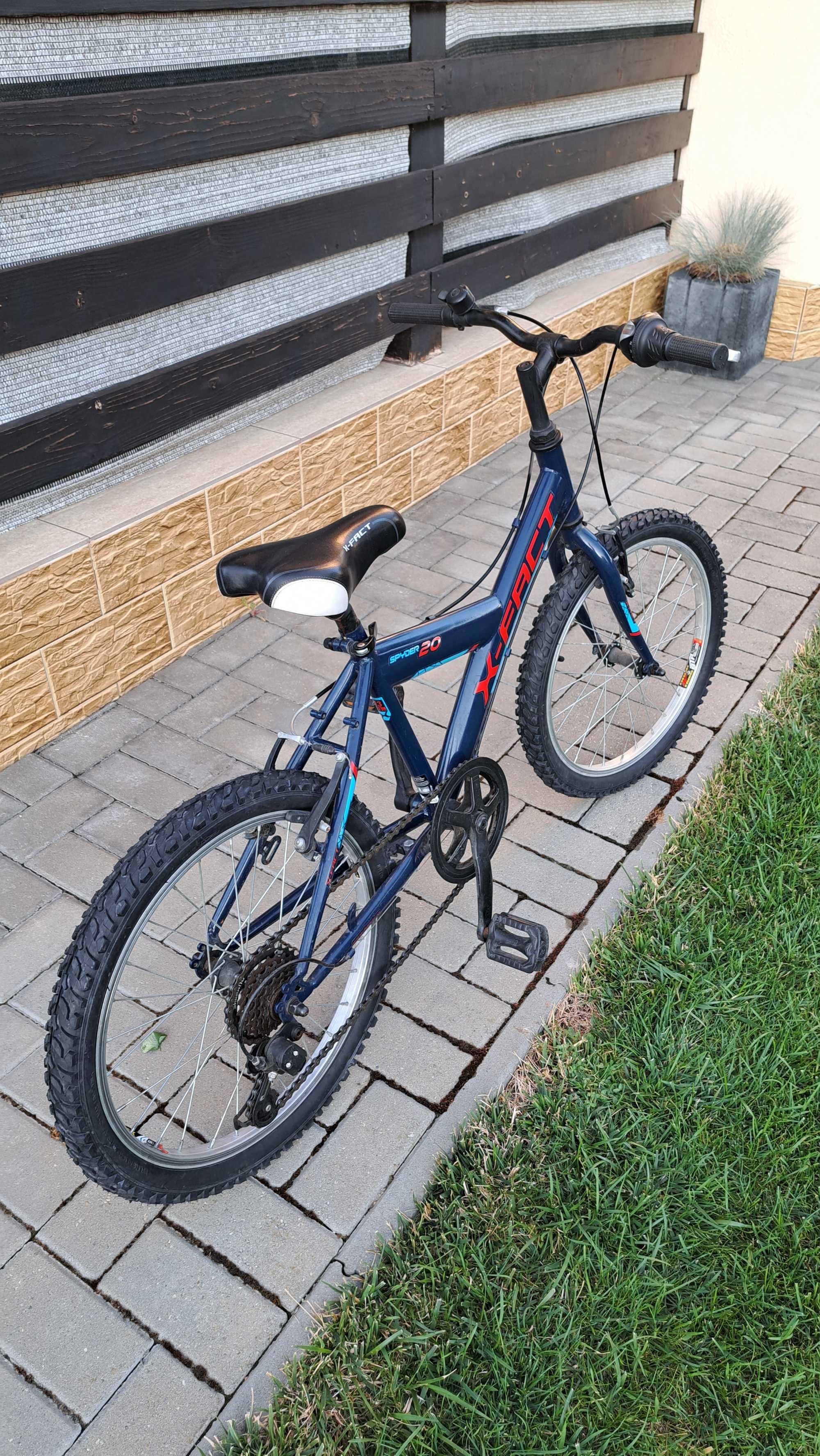 Bicicleta X-FACT 20