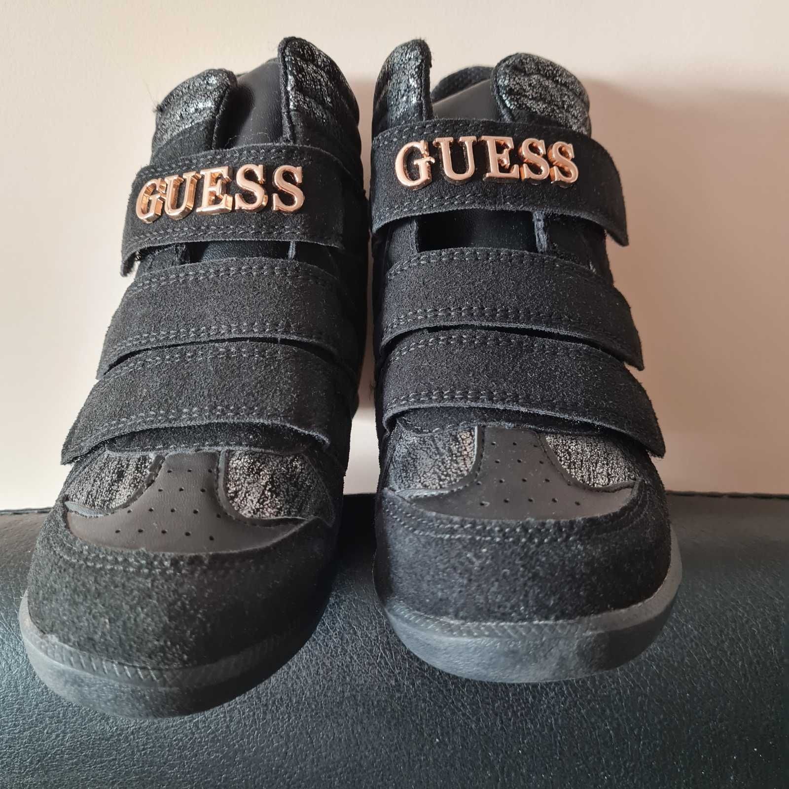 Детски боти GUESS