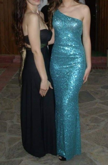 Елегантна вечерна/бална  рокля