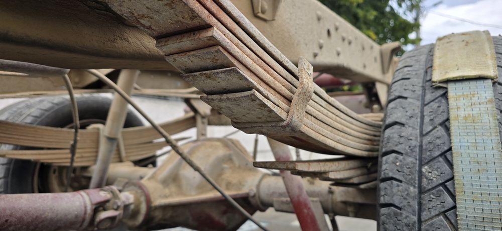 Dezmembrez piese iveco 2,5d 35c8 cutie 5 Trepte Pompa basculare