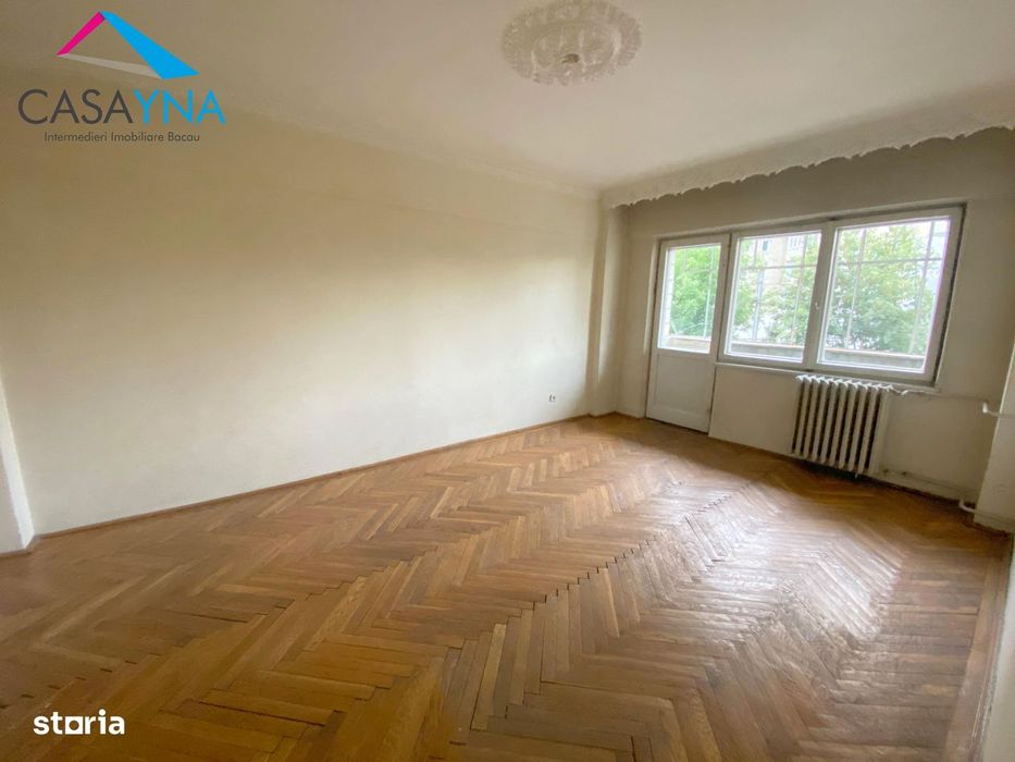 Apartament 3 camere decomandate de renovat - Etaj 1!