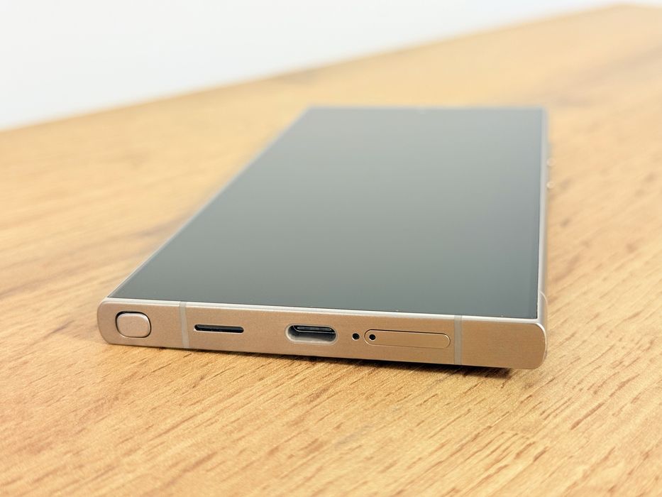 Samsung Galaxy S24 Ultra 512GB перфектен!!!