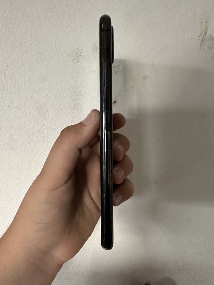 iPhone XS Max счупен екран с iCloud