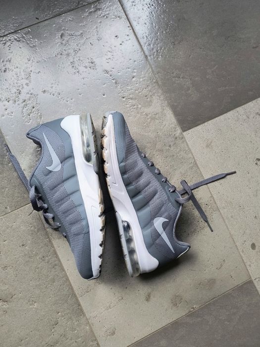 Маратонки Nike EU39