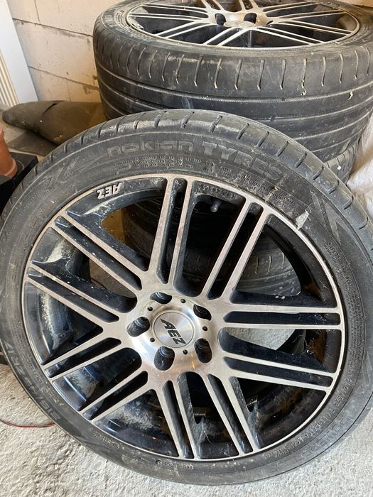 Vand jante pentru ford in stare excelenta R17