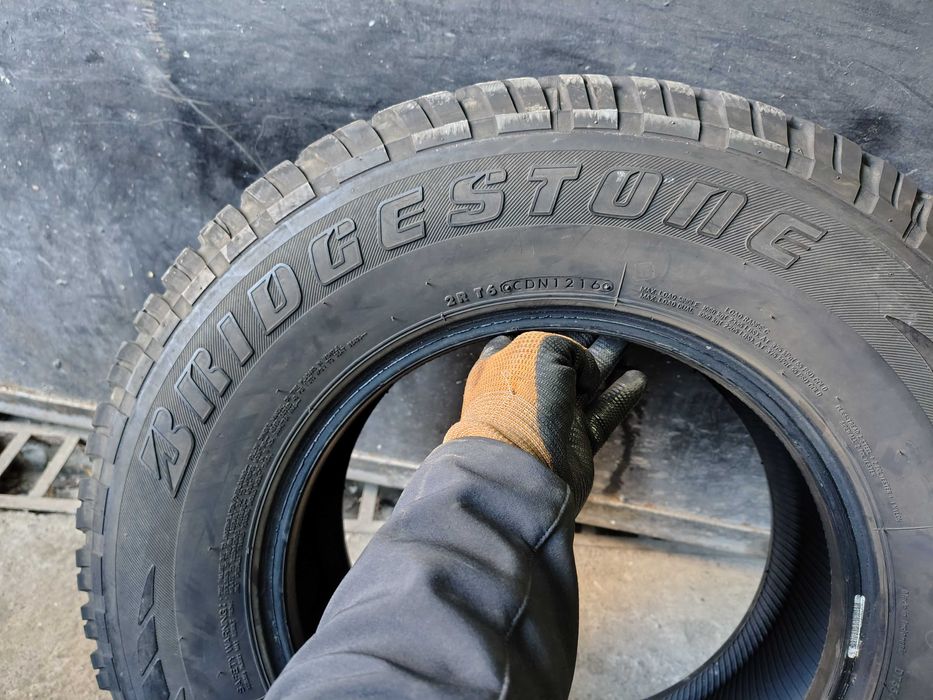 4бр.всесезонни гуми BRIDGESTONE 225 75 15C DOT16 цена за брой