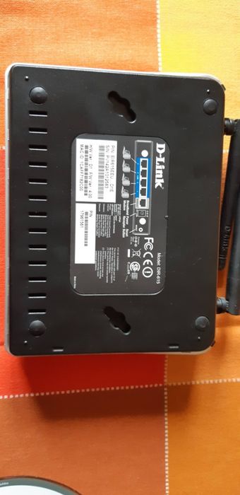 Router wireless D-Link Dir-615