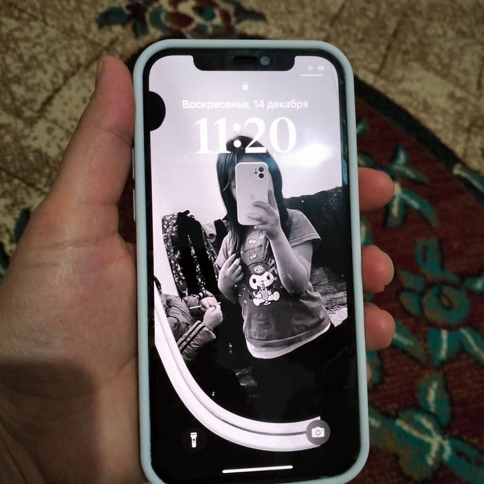 Iphone 12 - 64гб