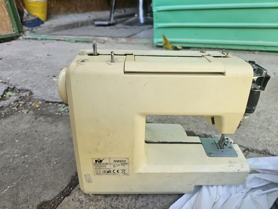 Masina de cusut fif Electrica