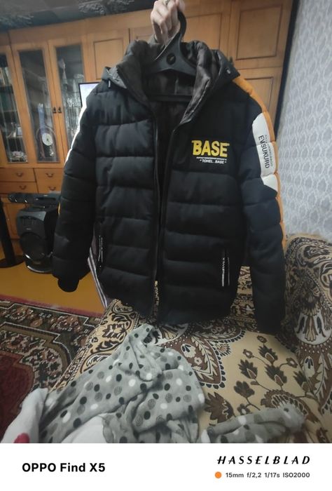 Продам куртку зимнюю новую