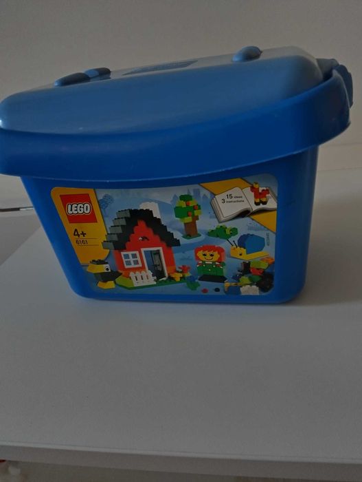 Кутия от конструктор LEGO, празна, цвят син