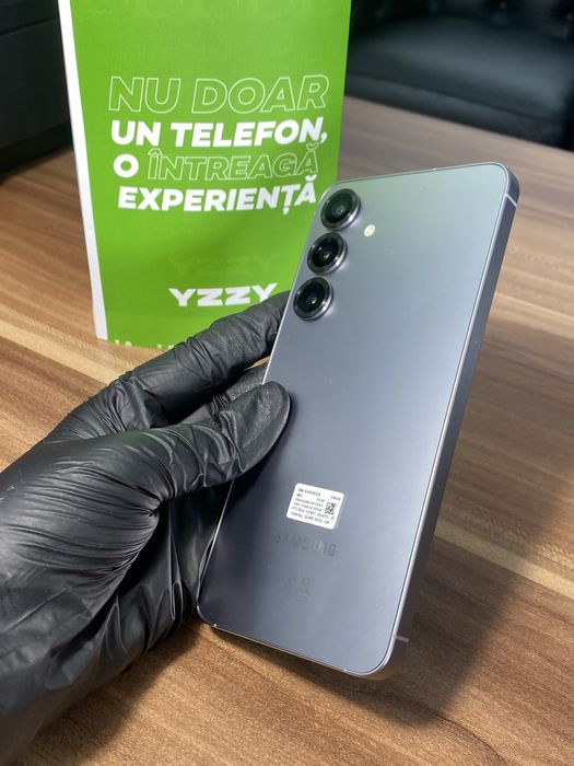 Samsung Galaxy s25 plus • 256 GB • Silver Shadow