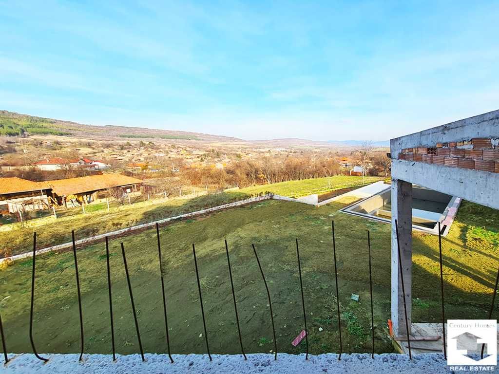 Продава се Къща в с. Пчелище, Област Велико Търново - 520 кв.м за 722 €/кв.м - Снимка #16