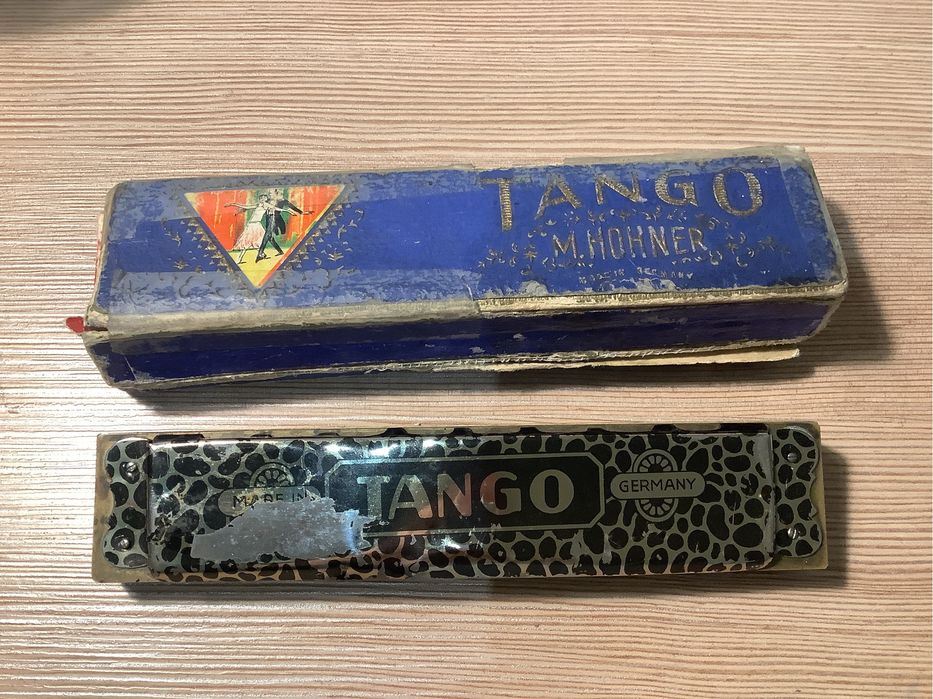 Muzicuta metalica Tango, veche