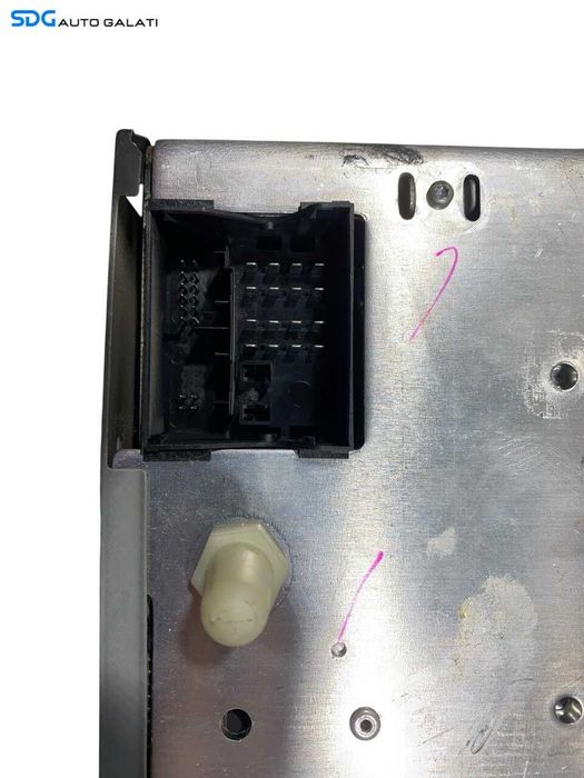 Radio CD Player Ford Focus 2 2004 - 2010 Cod 7M5T-18C815-BC 7M5T18C815BC (Butoane Sterse) [L6481]