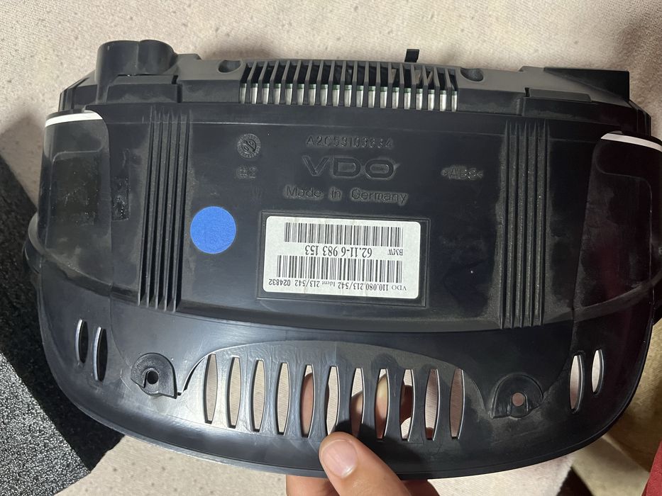 Ceasuri bord bmw e60 si navigatie mica