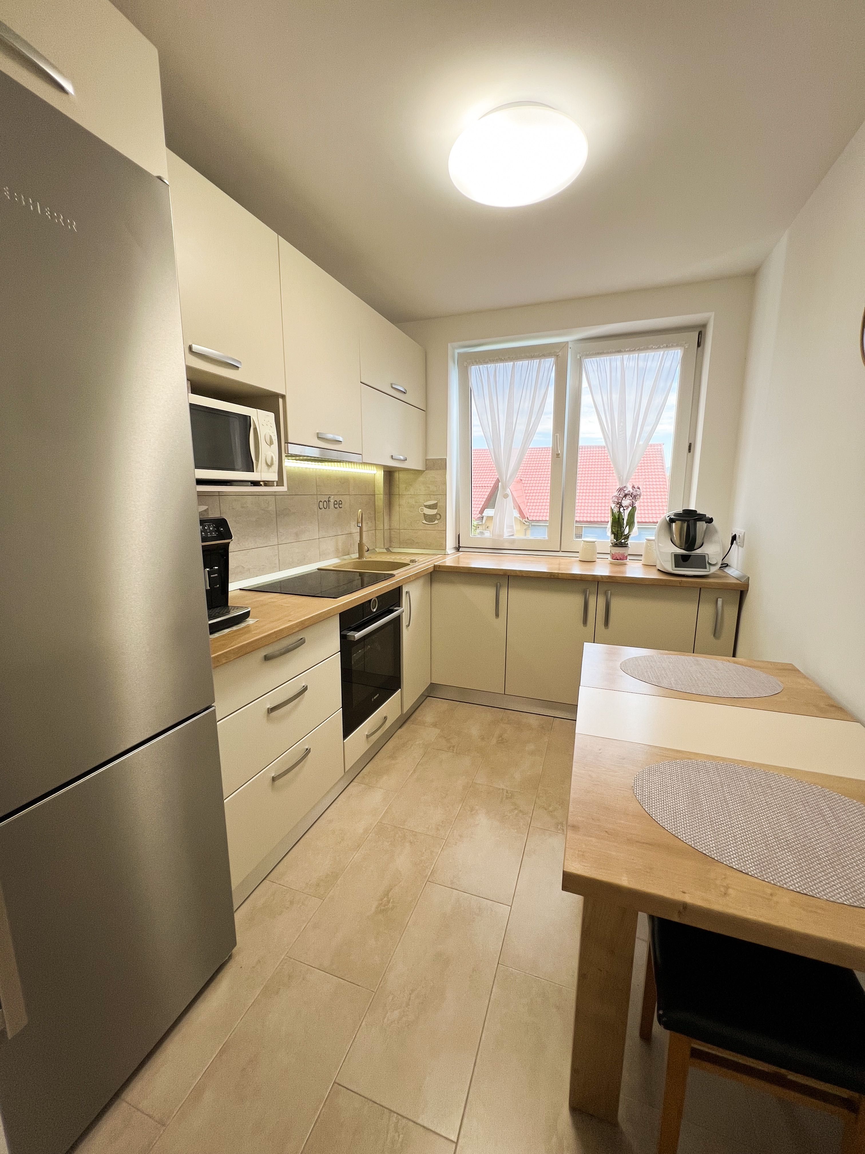 Vand apartament 3 camere mobilat si utilat cartier Sasar