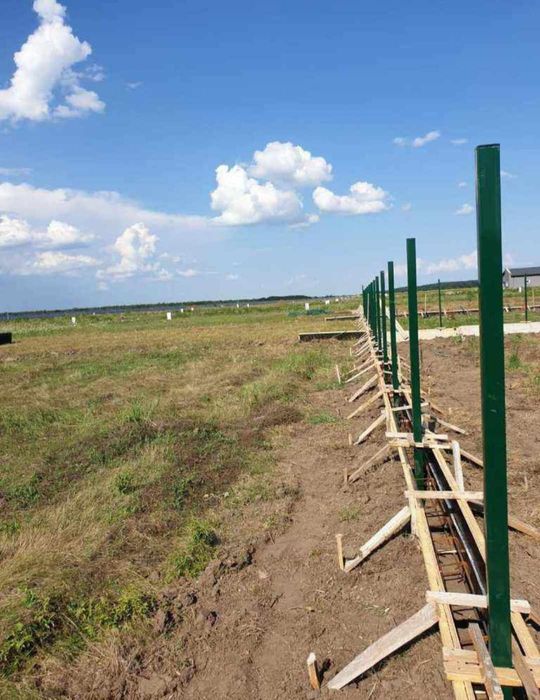 Vand garduri și porți la comanda clientului din materialele mele