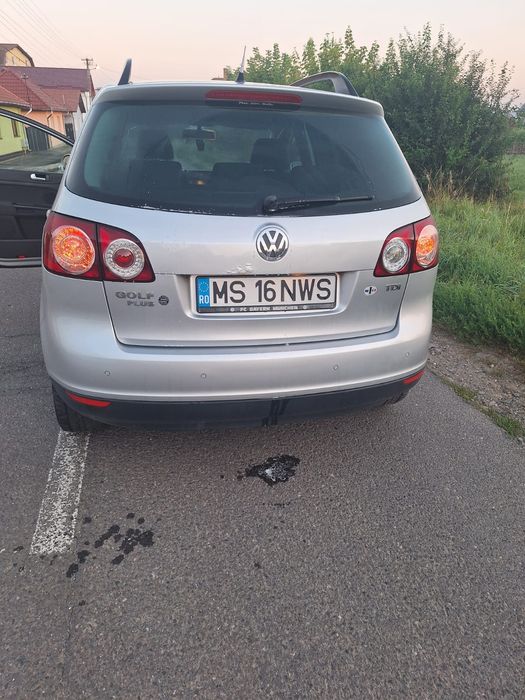 Se vinde golf 5 plus