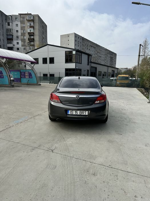 Opel Insignia - Automat - Bi-Xenon
