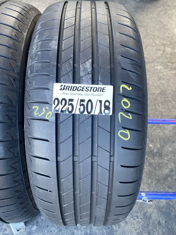 225/50/18 Bridgestone