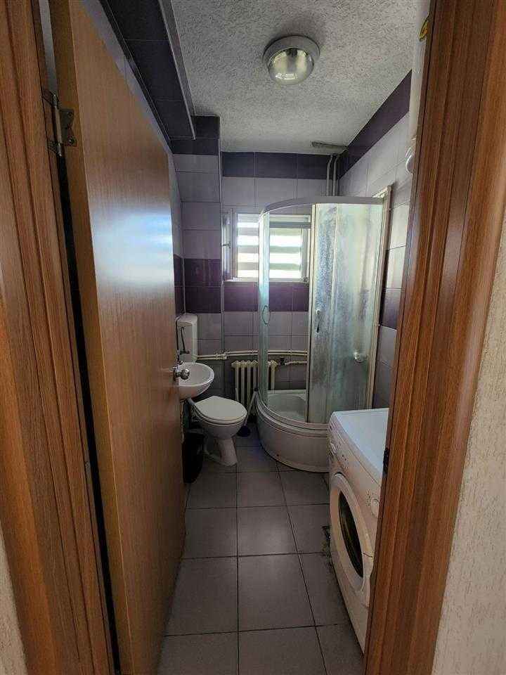 Двустаен имот в кв.Връбница 1