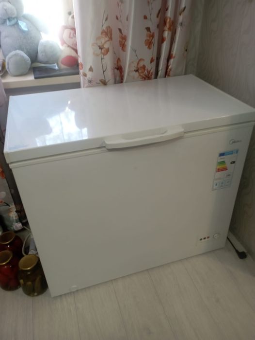 Продам морозилку