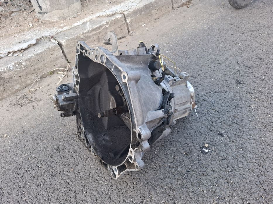 Скоростна кутия Пежо / Ситроен 1.6 HDI