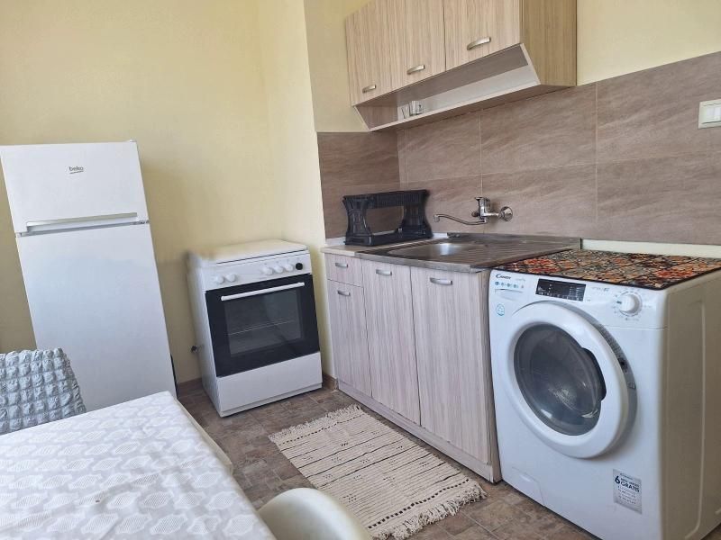 Дава се под наем Едностаен апартамент в София, Красна поляна 1 - 48 кв.м за 325 € - Снимка #1