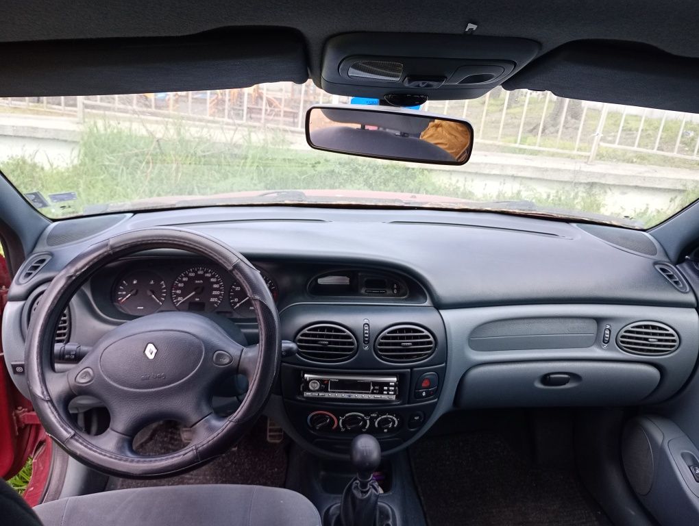Renault Megane газов инжекцион