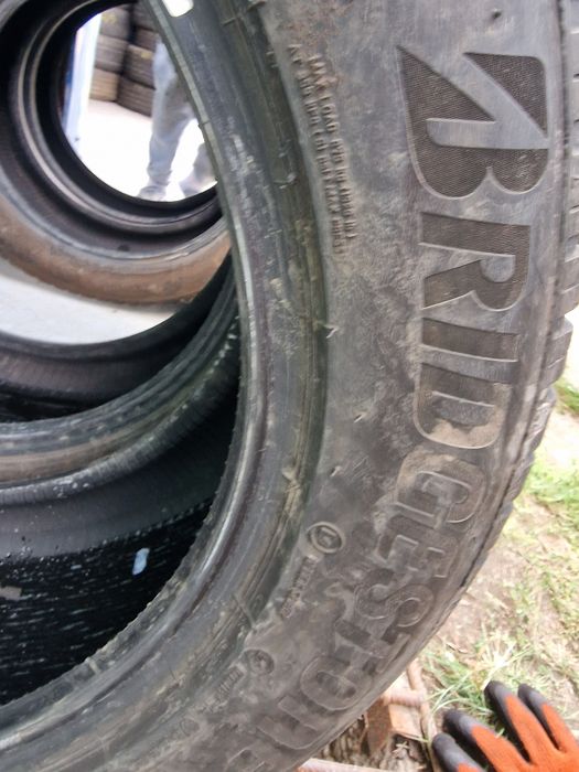 Anvelope 255/50R19 marca Bridgestone, DOT 2022, 6 mm ,M +S